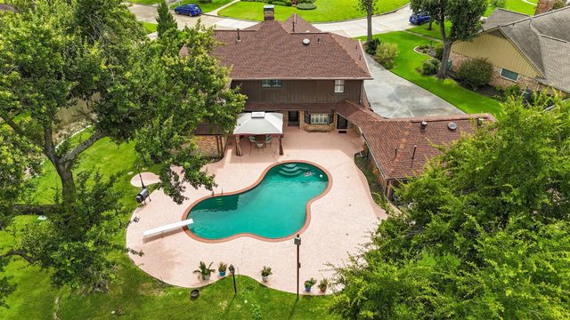 2030 Willowmoss Court, Houston, TX 77008