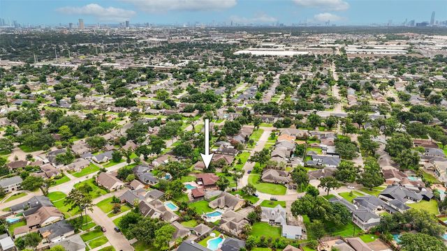 2030 Willowmoss Court, Houston, TX 77008