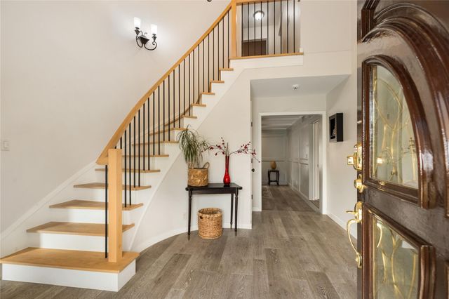 2030 Willowmoss Court, Houston, TX 77008