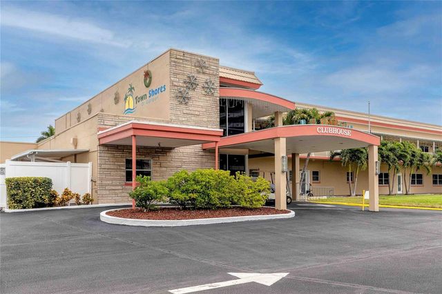 5980 SHORE BOULEVARD S 701, Gulfport, FL 33707