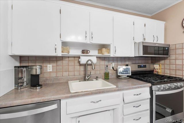 134 Linden Lane, Monroe, NY 10950