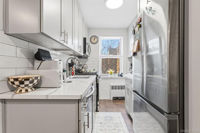 154 Ravine Avenue 1D, Yonkers, NY 10701