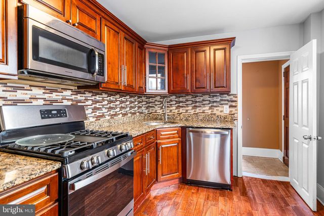 2342 E HUNTINGDON ST, Philadelphia, PA 19125