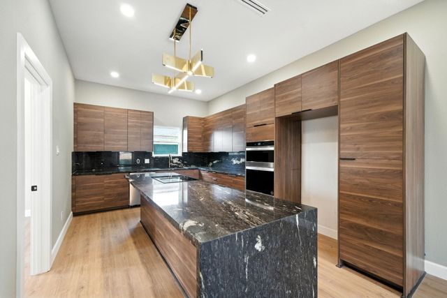 8307 Double Street, Houston, TX 77088