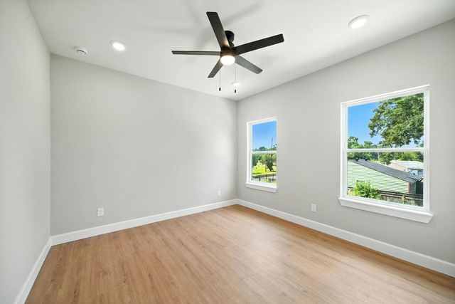 8307 Double Street, Houston, TX 77088