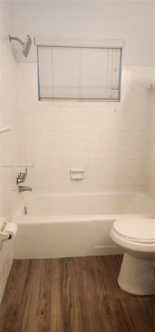 1555 N 12th Court 8B, Hollywood, FL 33019