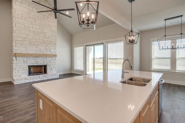 10640 Winter Wheat Lane, Venus, TX 76084