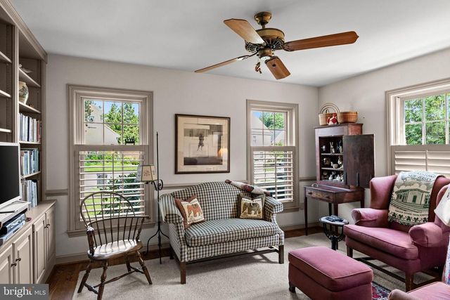 181 FOXWOOD DR, Moorestown, NJ 08057
