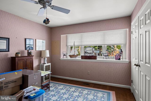 181 FOXWOOD DR, Moorestown, NJ 08057