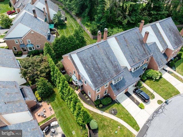 181 FOXWOOD DR, Moorestown, NJ 08057
