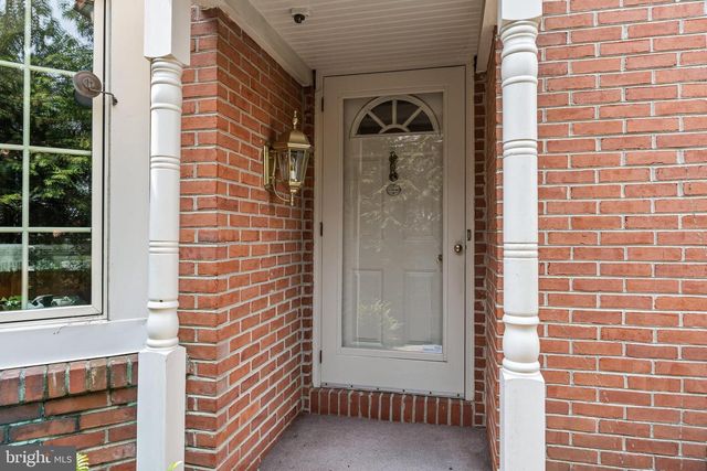 181 FOXWOOD DR, Moorestown, NJ 08057