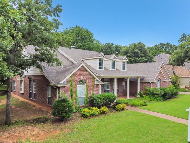 1918 Bridgestone Drive, Corinth, TX 76210