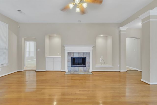1918 Bridgestone Drive, Corinth, TX 76210