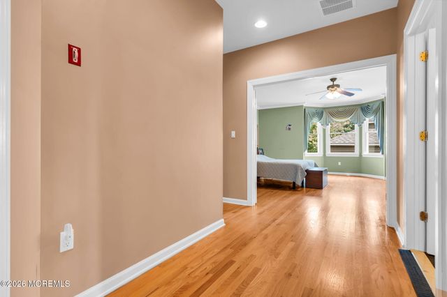 2303 Donna Dee Court, Toms River, NJ 08755