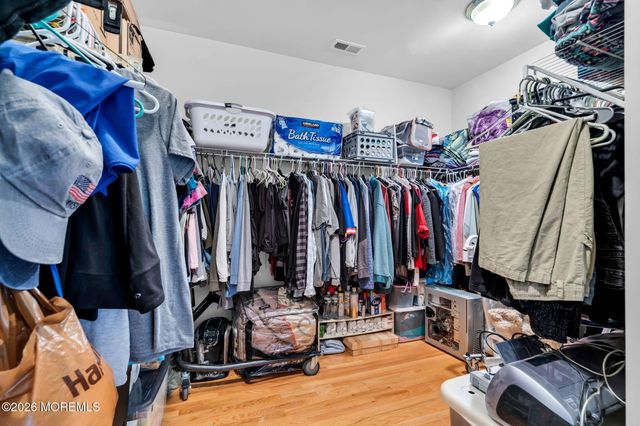 2303 Donna Dee Court, Toms River, NJ 08755
