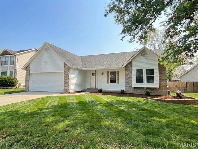1262 Colby Drive, St Peters, MO 63376