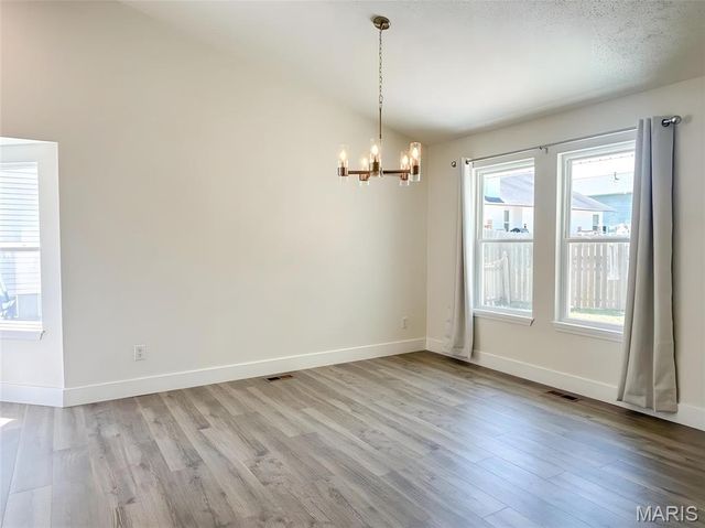1262 Colby Drive, St Peters, MO 63376
