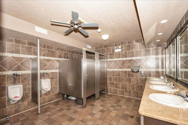 2759 S Pulaski Road, Chicago, IL 60623