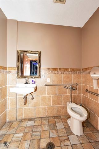 2759 S Pulaski Road, Chicago, IL 60623