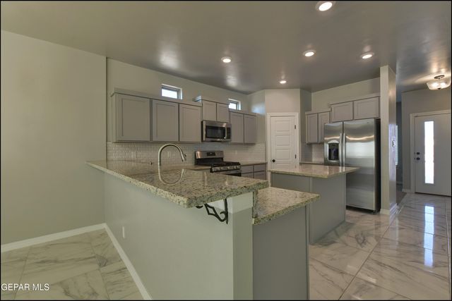 600 Logwood Avenue, Canutillo, TX 79835