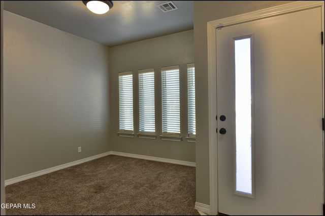 600 Logwood Avenue, Canutillo, TX 79835