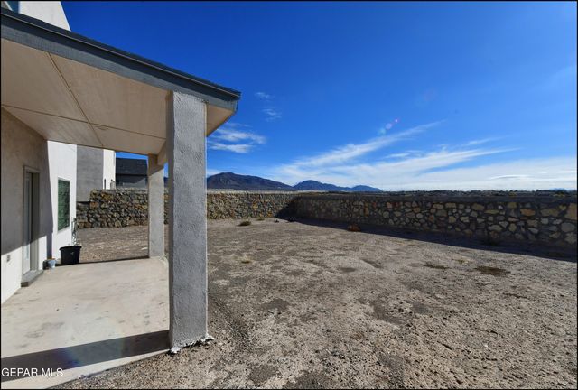 600 Logwood Avenue, Canutillo, TX 79835