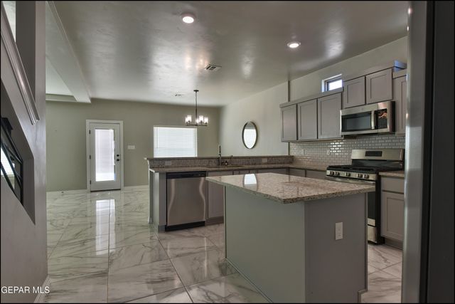 600 Logwood Avenue, Canutillo, TX 79835