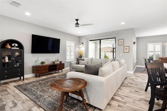 13125 FOXTAIL FERN DRIVE, Riverview, FL 33579