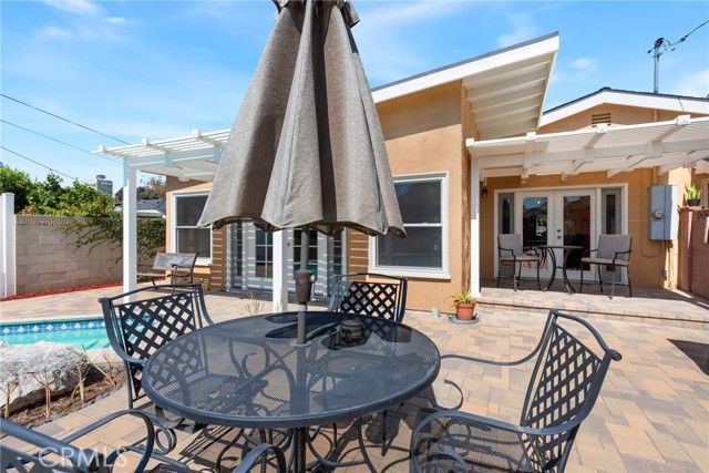 1116 W 21st Street, Santa Ana, CA 92706