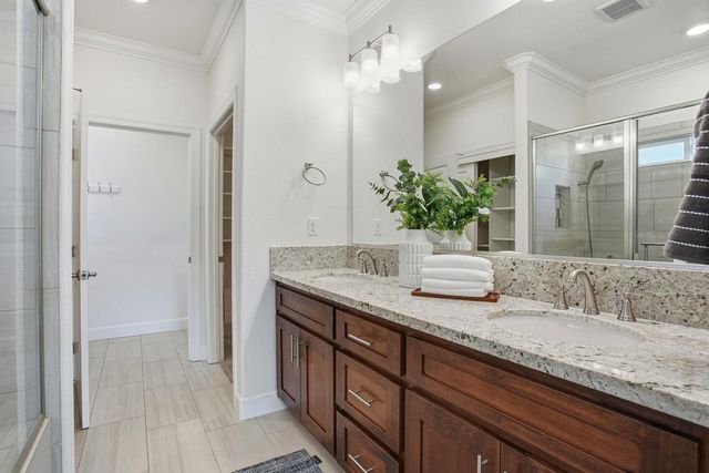 1112 Audrey Ct, Galt, CA 95632