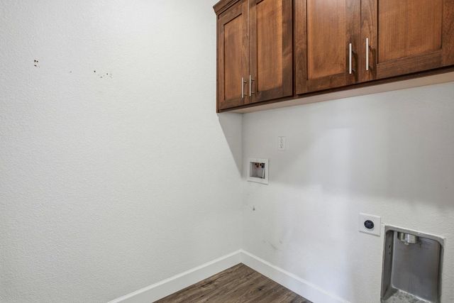 1112 Audrey Ct, Galt, CA 95632