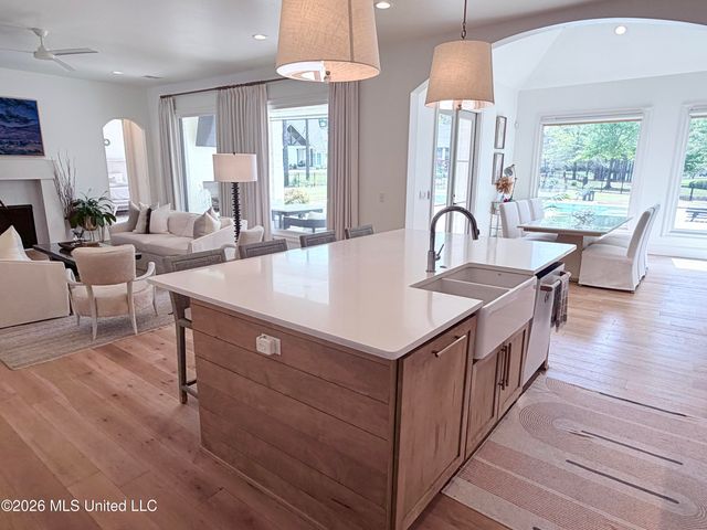 109 Dalton Pointe, Madison, MS 39110