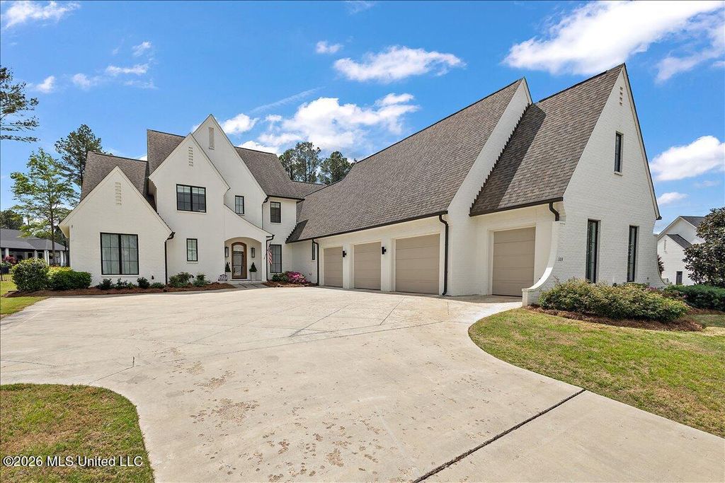 109 Dalton Pointe, Madison, MS 39110