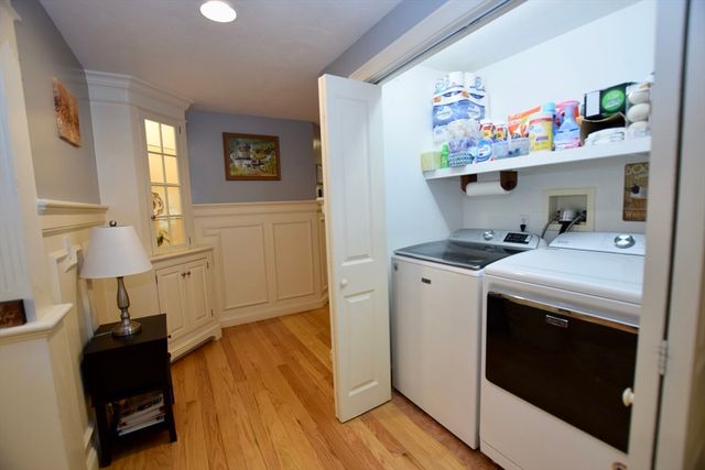 267 Oak St, Halifax, MA 02338