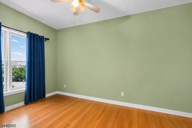 15 Tichenor Ln 403, Newark City, NJ 07114