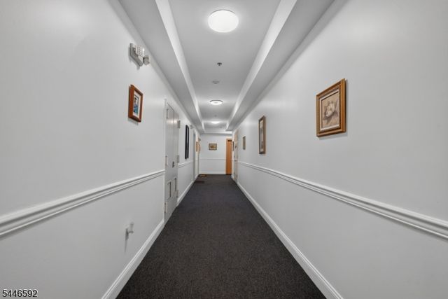 15 Tichenor Ln 403, Newark City, NJ 07114