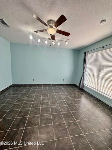 1315 Sussex Drive, Ocean Springs, MS 39564