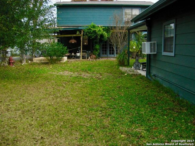 2710 W CRAIG PL, San Antonio, TX 78228