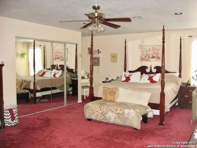 2710 W CRAIG PL, San Antonio, TX 78228