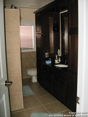 2710 W CRAIG PL, San Antonio, TX 78228