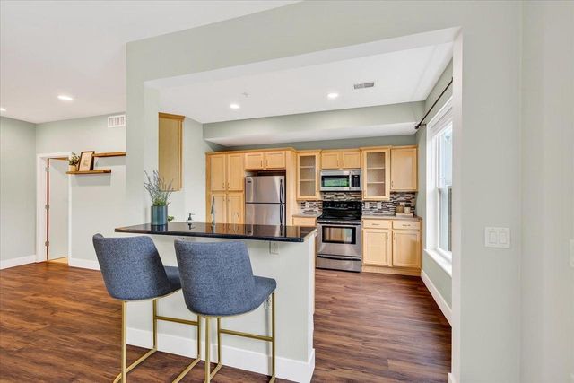 8258 Starr Grass Drive, Madison, WI 53719