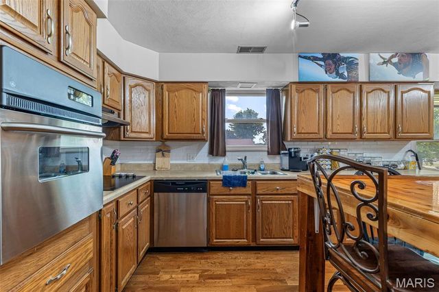 465 Sycamore Drive, Ste Genevieve, MO 63670