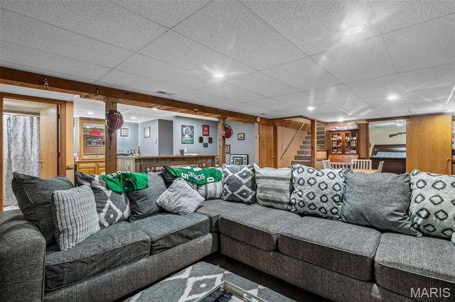 465 Sycamore Drive, Ste Genevieve, MO 63670