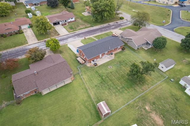465 Sycamore Drive, Ste Genevieve, MO 63670