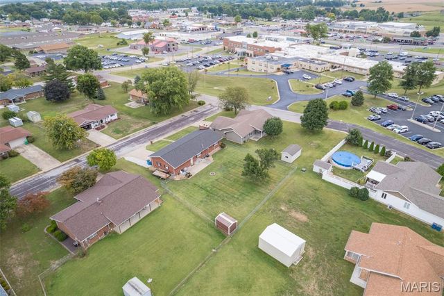 465 Sycamore Drive, Ste Genevieve, MO 63670