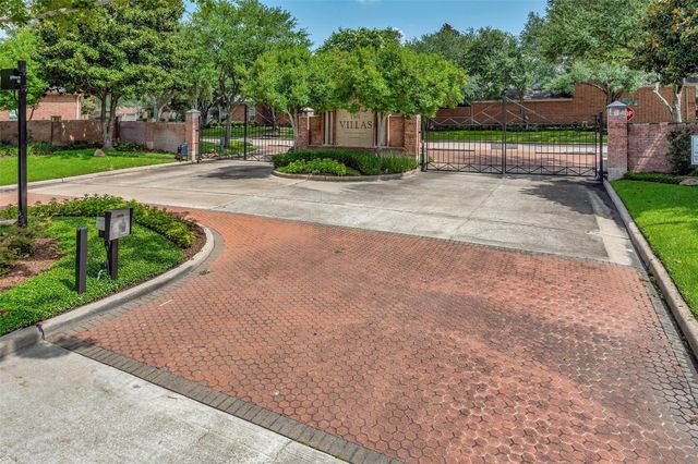 13819 Threadall Park Drive, Houston, TX 77077