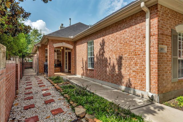 13819 Threadall Park Drive, Houston, TX 77077