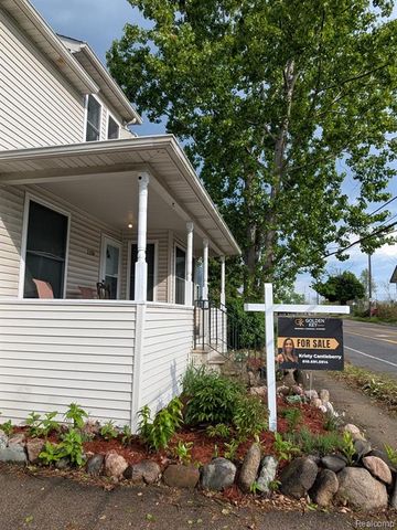 1108 S Grand Traverse Street, Flint, MI 48502
