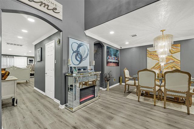 22214 Queenbury Hills Drive, Houston, TX 77073