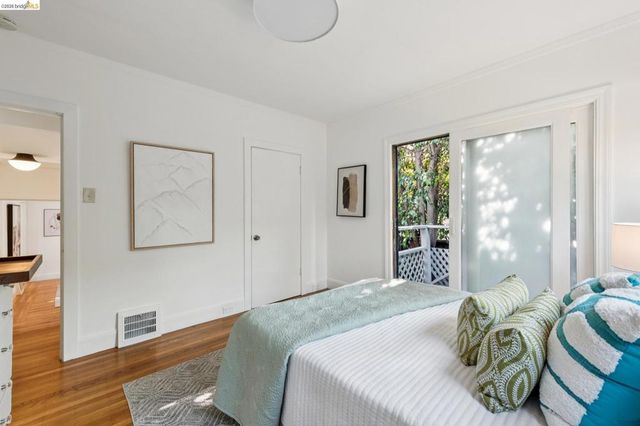 2745 2745 Maxwell Ave, Oakland, CA 94619